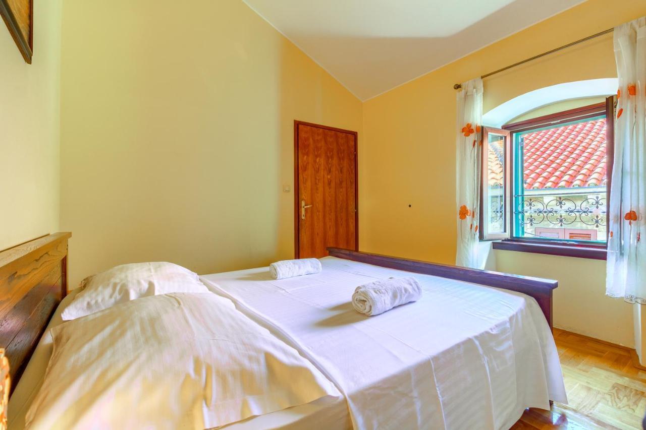 Apartment Old Stone House St Lawrence In The Heart Of Sibenik's Old Town *