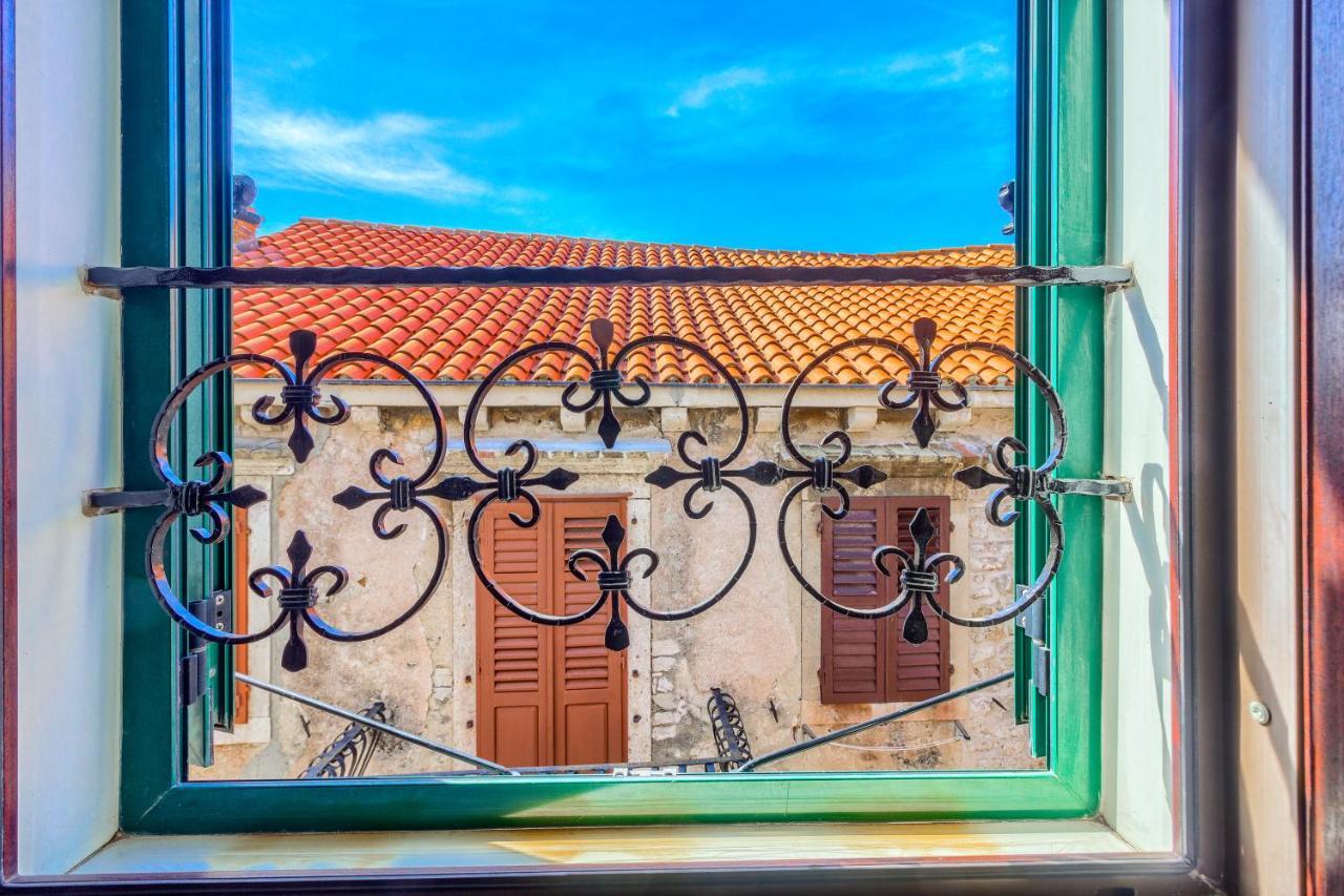 Apartment Old Stone House St Lawrence In The Heart Of Sibenik's Old Town